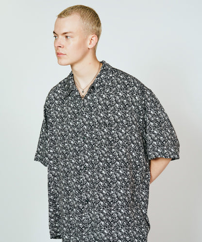 PRINTED LOOP COLLAR SS SHIRT