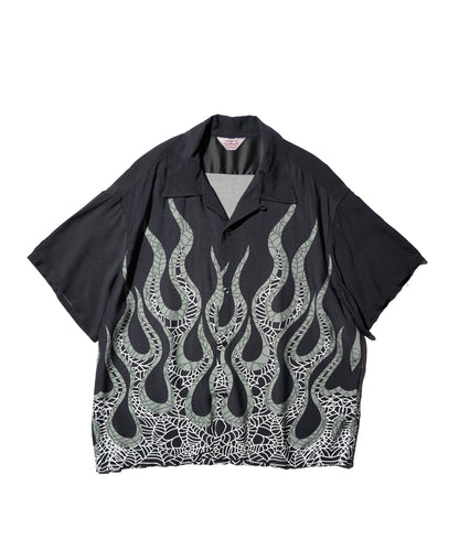 PRINTED LOOP COLLAR SS SHIRT