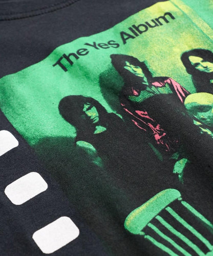 THRIFTY "THE YES" TEE
