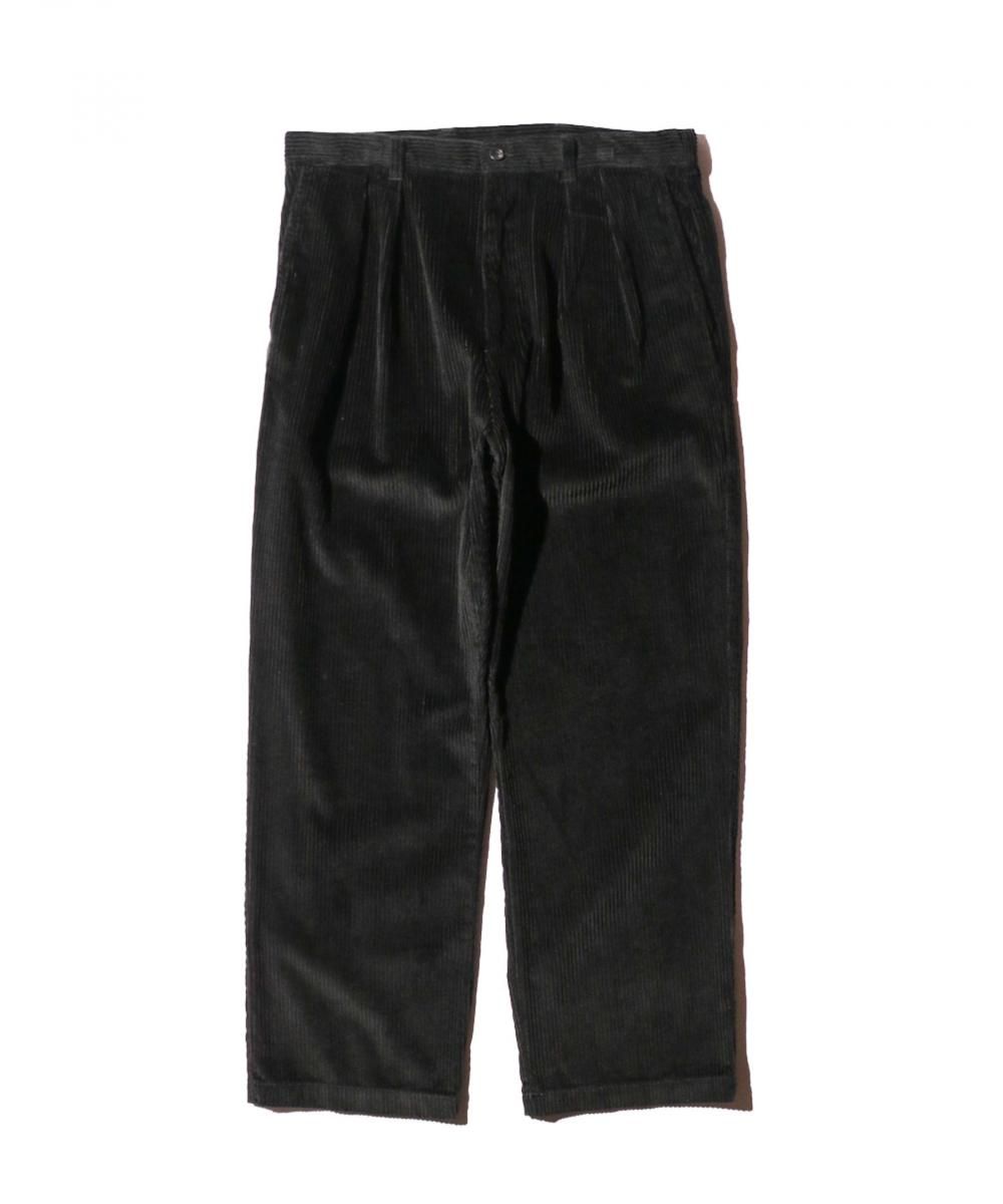 TWO TUCK CORDUROY TROUSER BLACK - flat-lay
