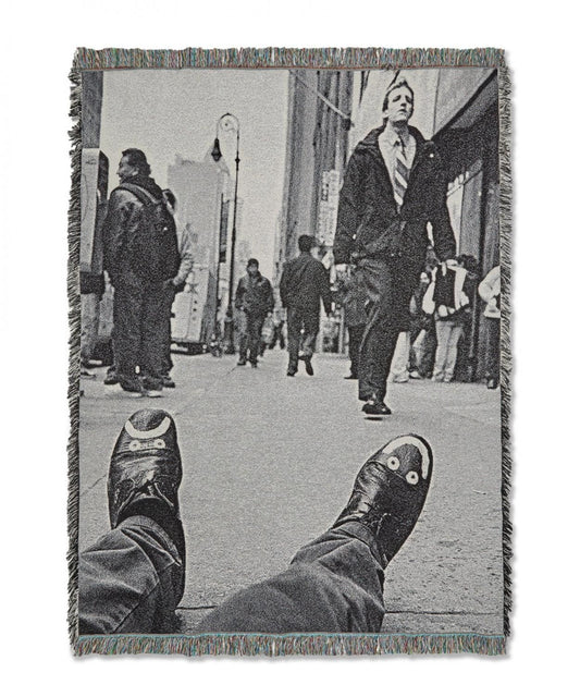 THROW HAPPY SAD AROUND THE WORLD -BLACK LINE-
