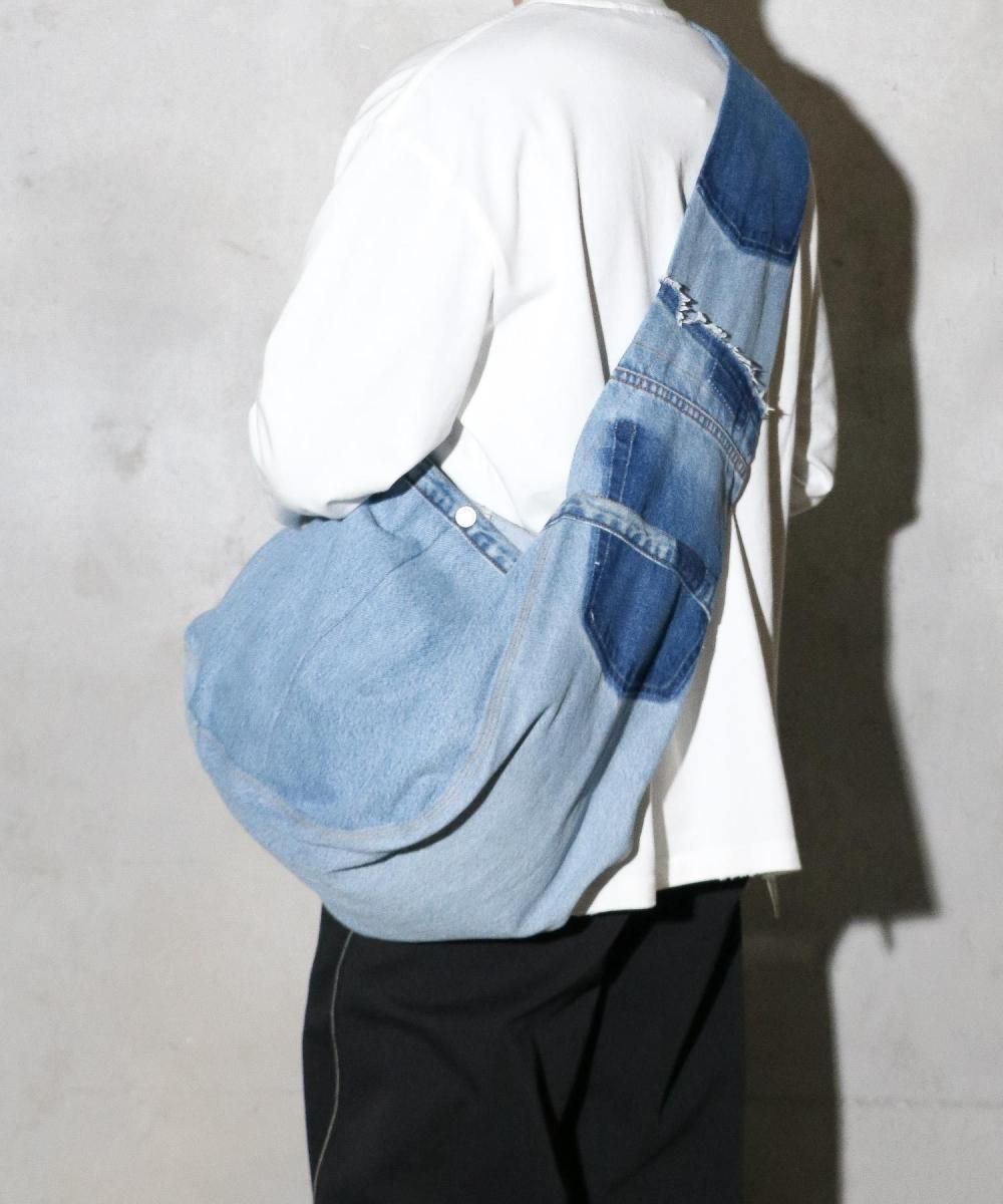 BLUE DENIM NEWSPAPER BAG