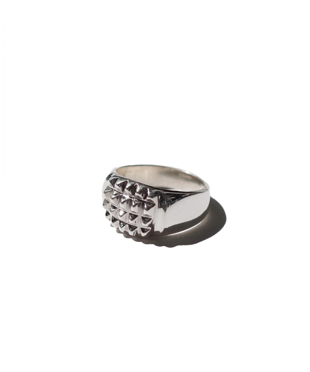 STUDS RING (25AN03)