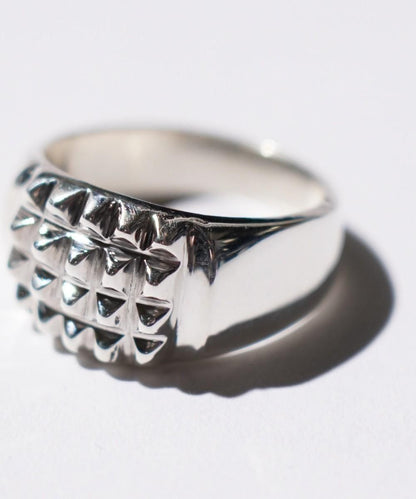 STUDS RING (25AN03)