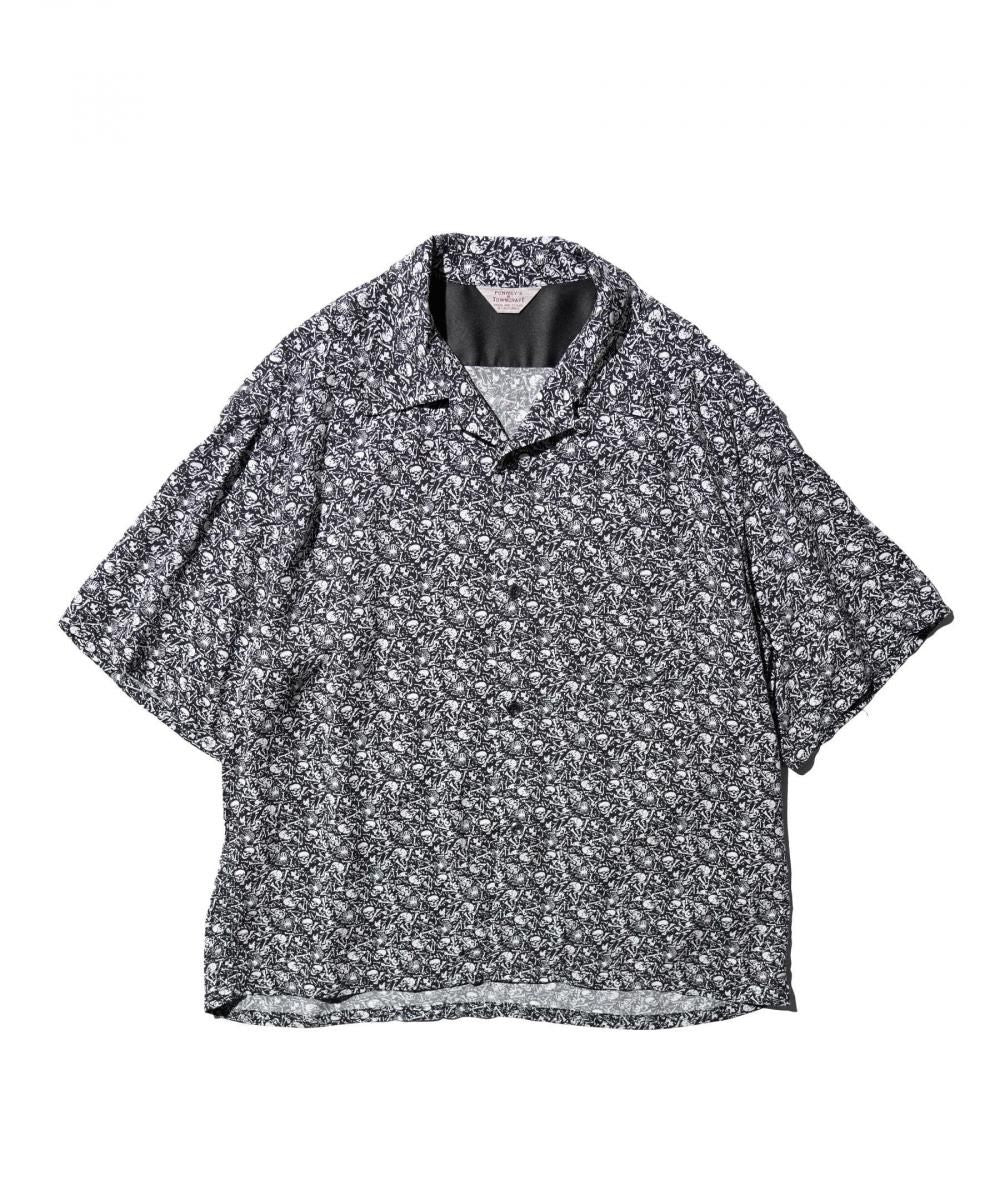 PRINTED LOOP COLLAR SS SHIRT