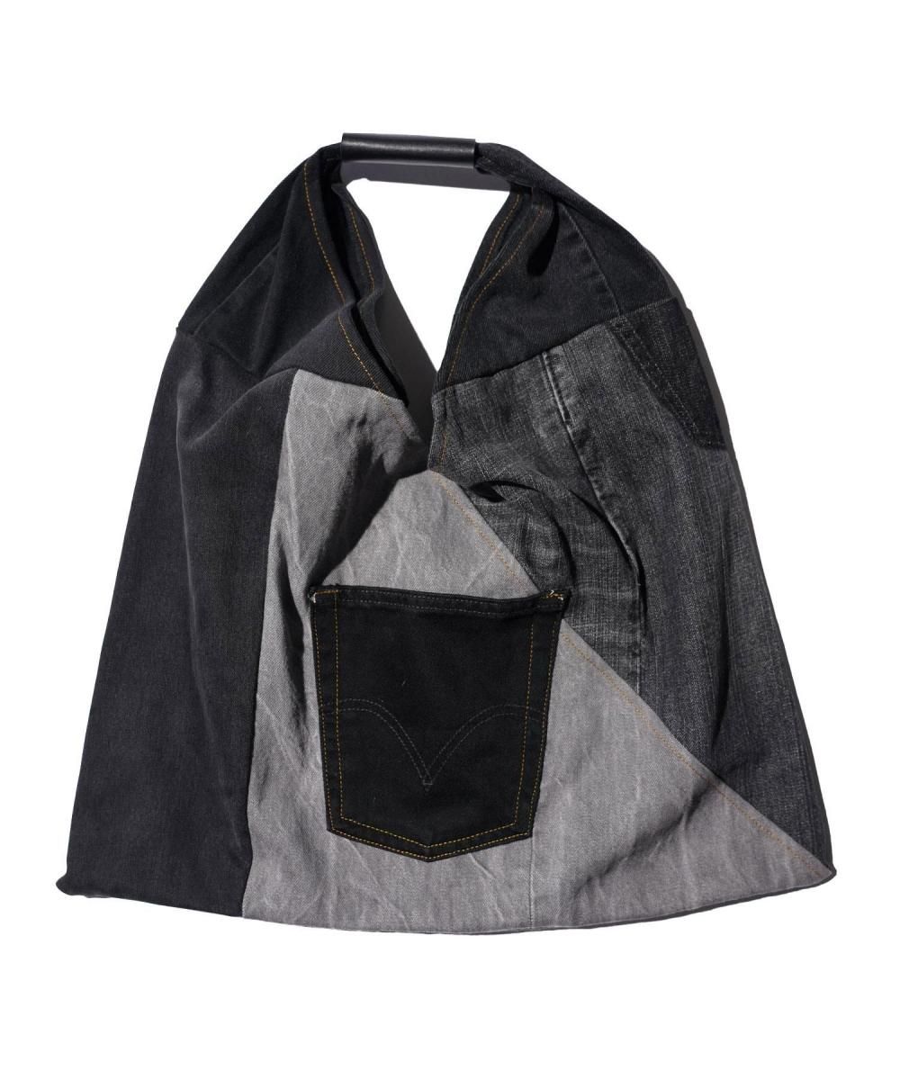 LEVIS TRIANGLE TOTE LARGE
