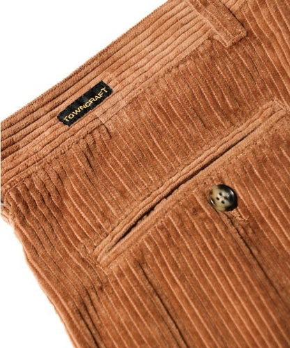 TWO TUCK CORDUROY TROUSER BROWN - back pocket